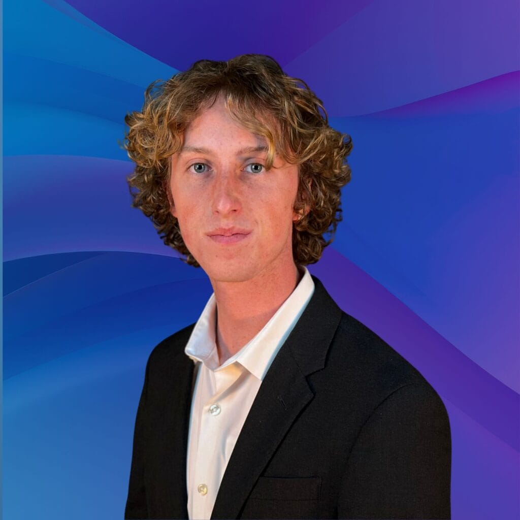 elijah klenke headshot