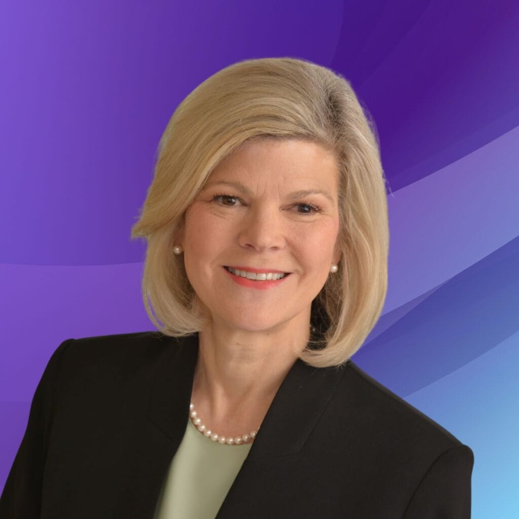 Gretchen Dinucci headshot